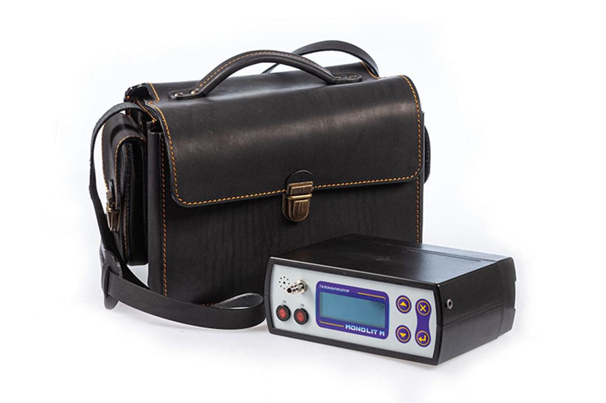 MONOLIT M with bag